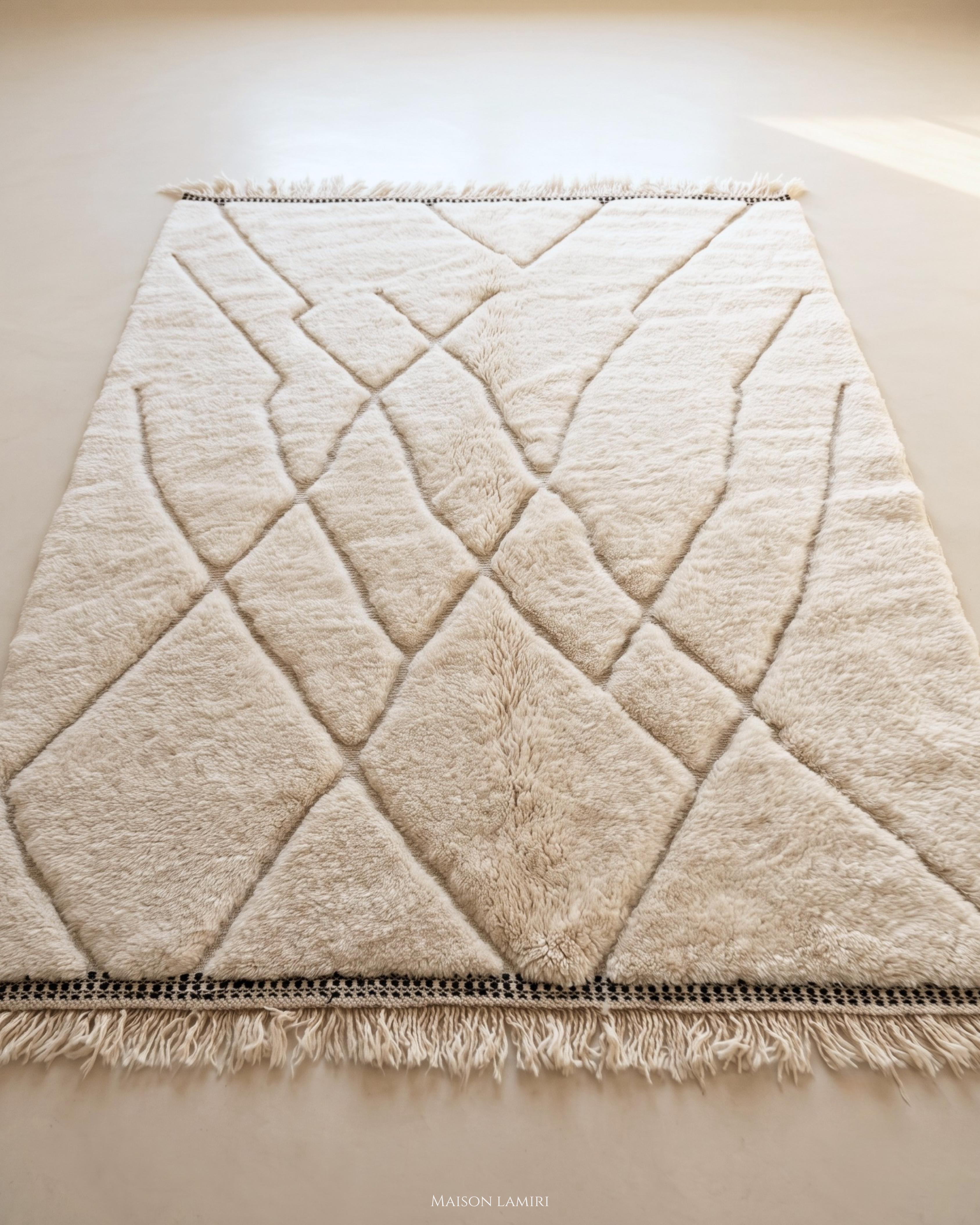 Tapis Beni Ourain Beni Lines — 180×245 cm | Motifs Lignes Laine Vierge Noué Main