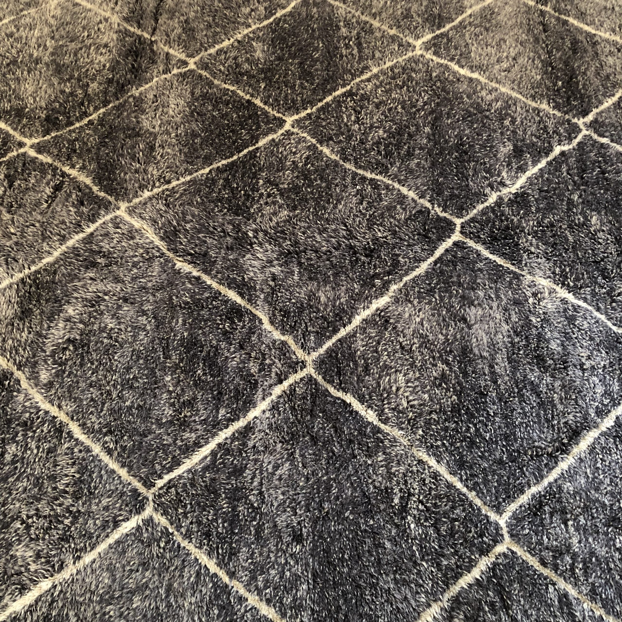 Tapis Berbère Gray Lines — 245×310 cm | Grand Format Laine Vierge Noué Main