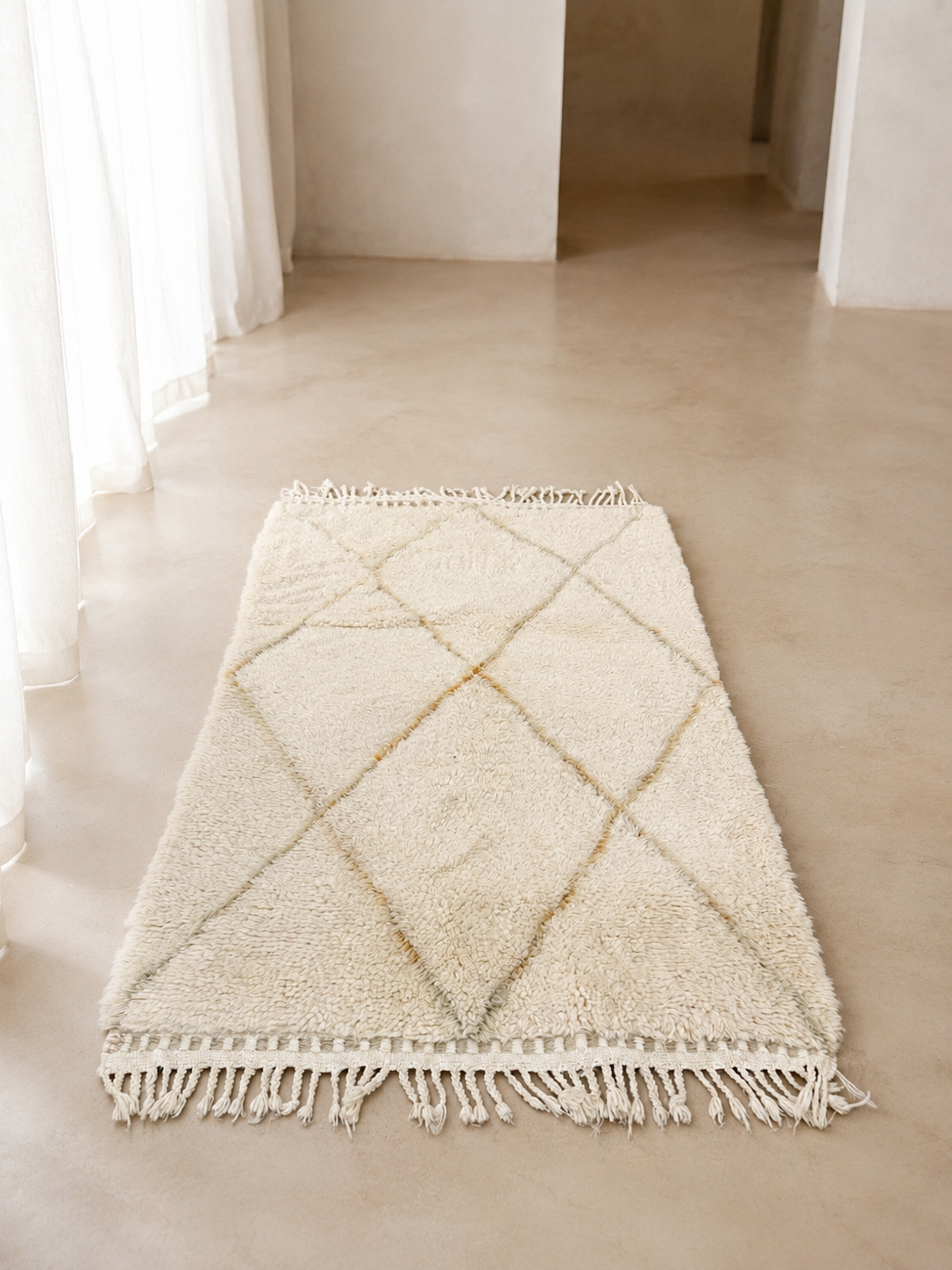 Tapis Beni Ourain AMANAR — Espaces Moyens | Laine Naturelle Noué Main