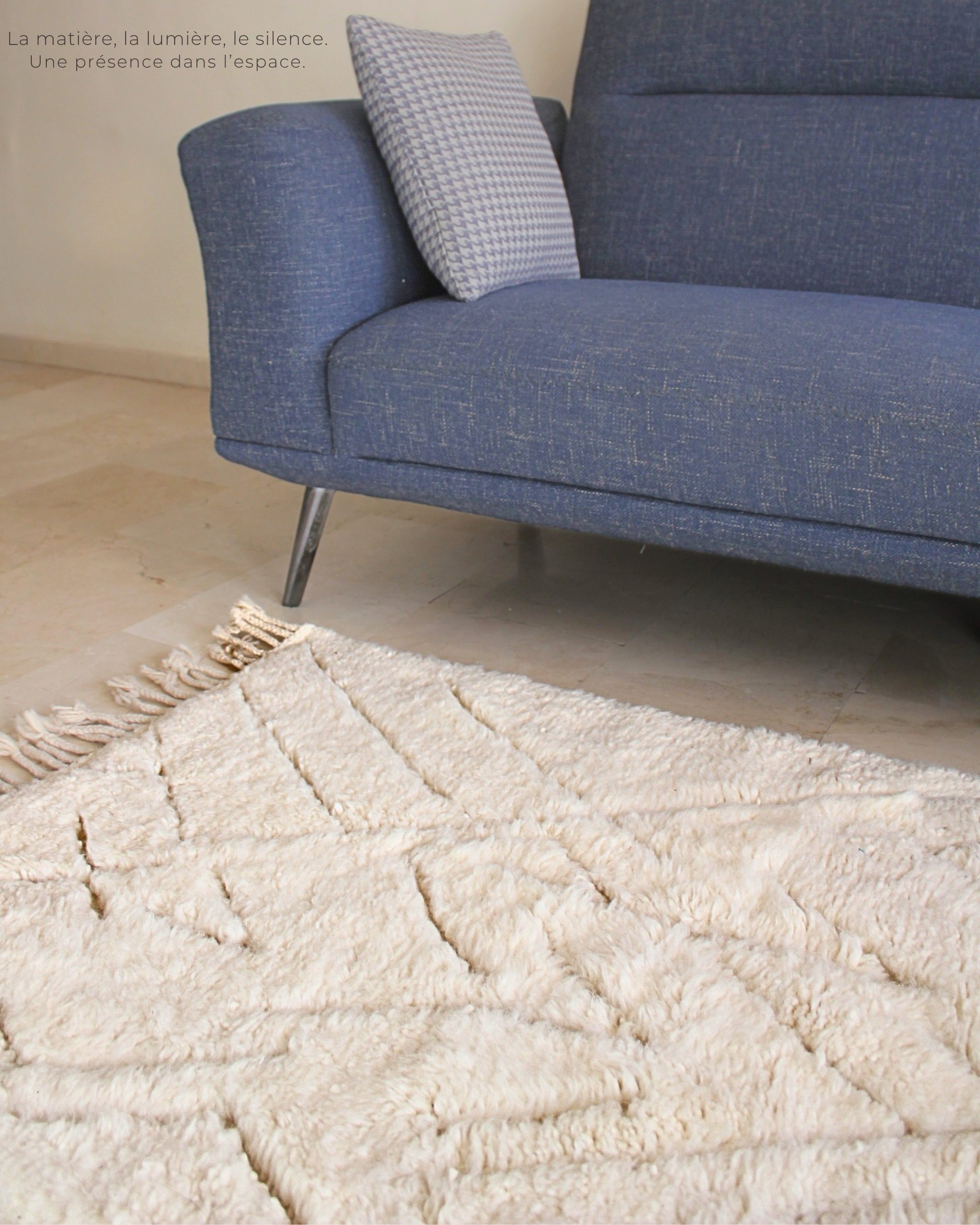 Tapis Beni Ourain AZAR — Espaces Moyens | Laine Vierge Blanc Naturel Noué Main