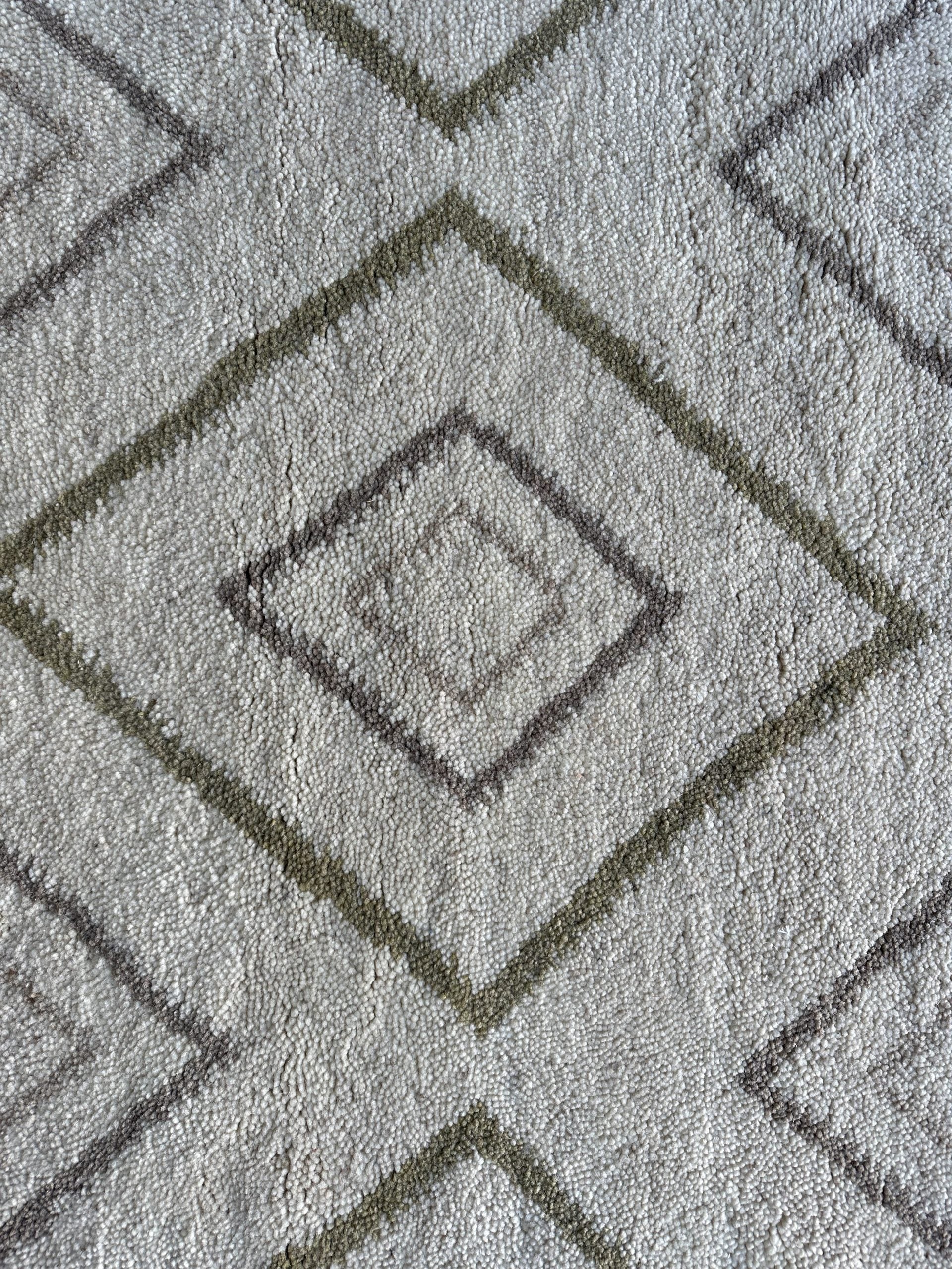 Tapis Marocain Fait Main AZRU — 120×180 cm | Bleu Nuit Laine Vierge Noué Main